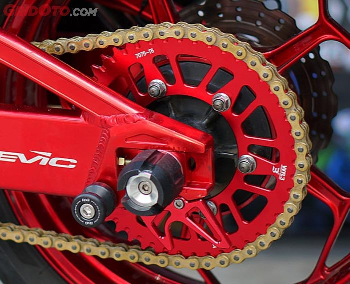 Gear Belakang WR3 Untuk Kawasaki Ninja 250 Fi, Klaim Durabilitas Tinggi!